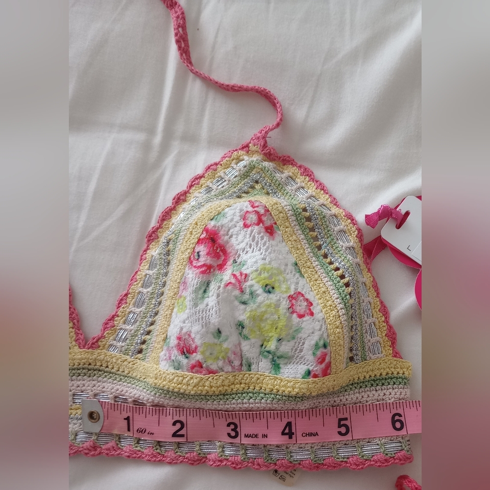 Rinikini Zoe Crochet Bikini Size Small - Picture 7 of 7